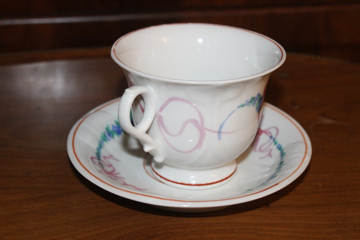 Tasse à chocolat Louis-Philippe en porcelaine de Paris à décor floral époque 19ème-photo-2