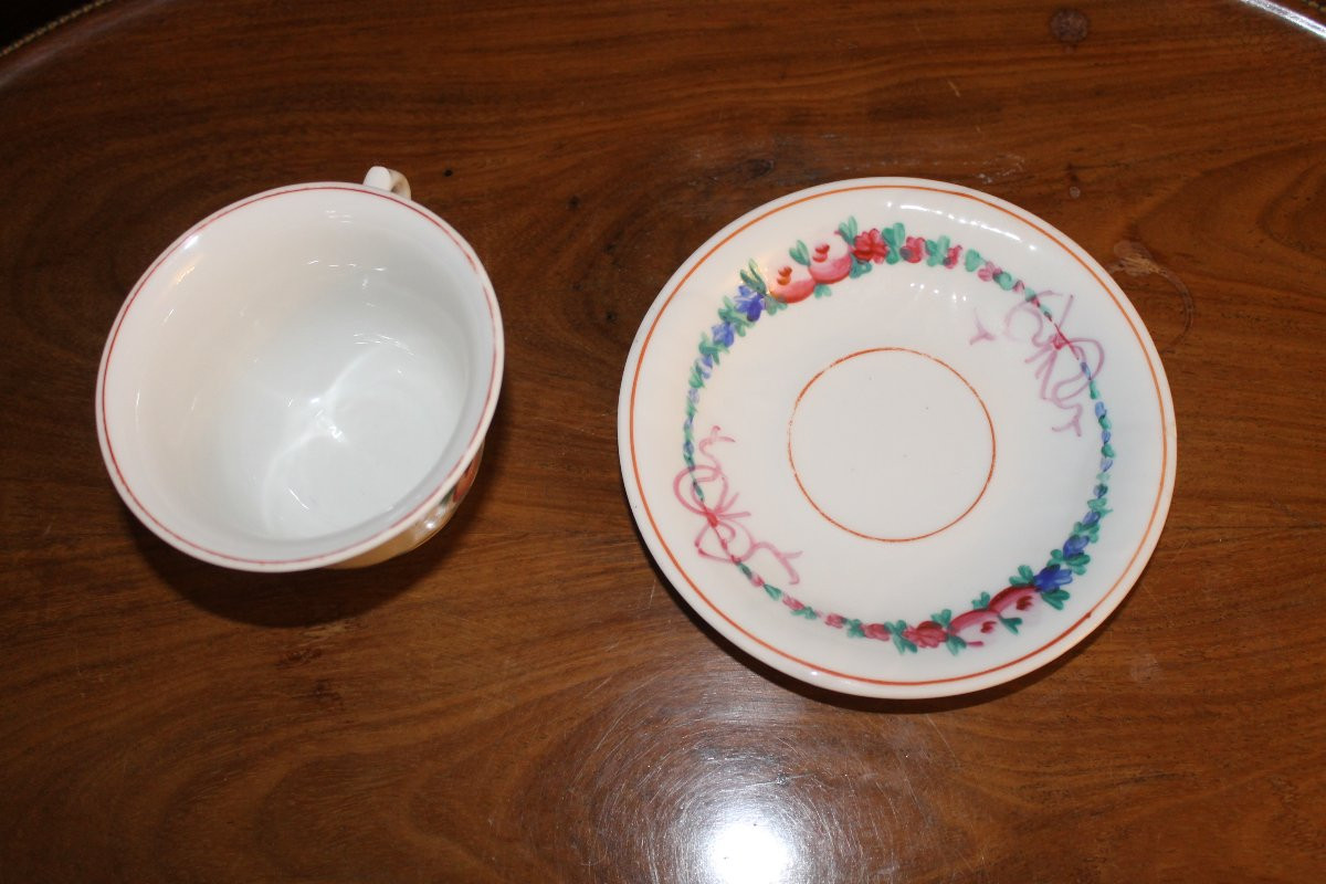 Tasse à chocolat Louis-Philippe en porcelaine de Paris à décor floral époque 19ème-photo-4