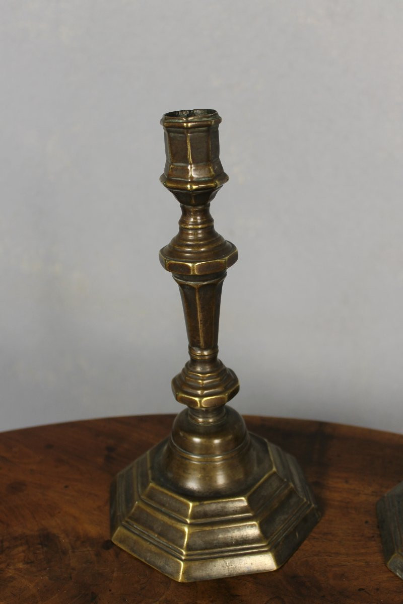 Paire de bougeoirs en bronze étamé de style Louis XIV époque 18ème-photo-2