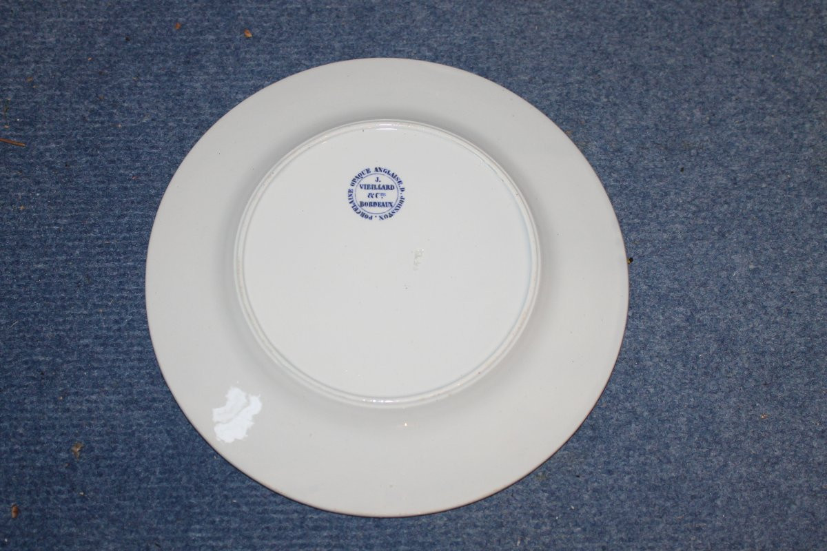 12 assiettes en faïence fine de Bordeaux à décor floral époque vers 1845-photo-5