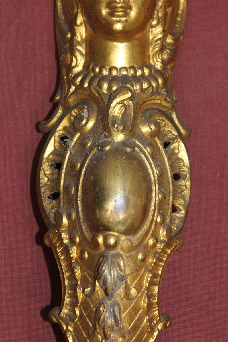 Suite de 4 bronzes décoratifs en chute pour ameublement décoration intérieure à motif féminin-photo-2