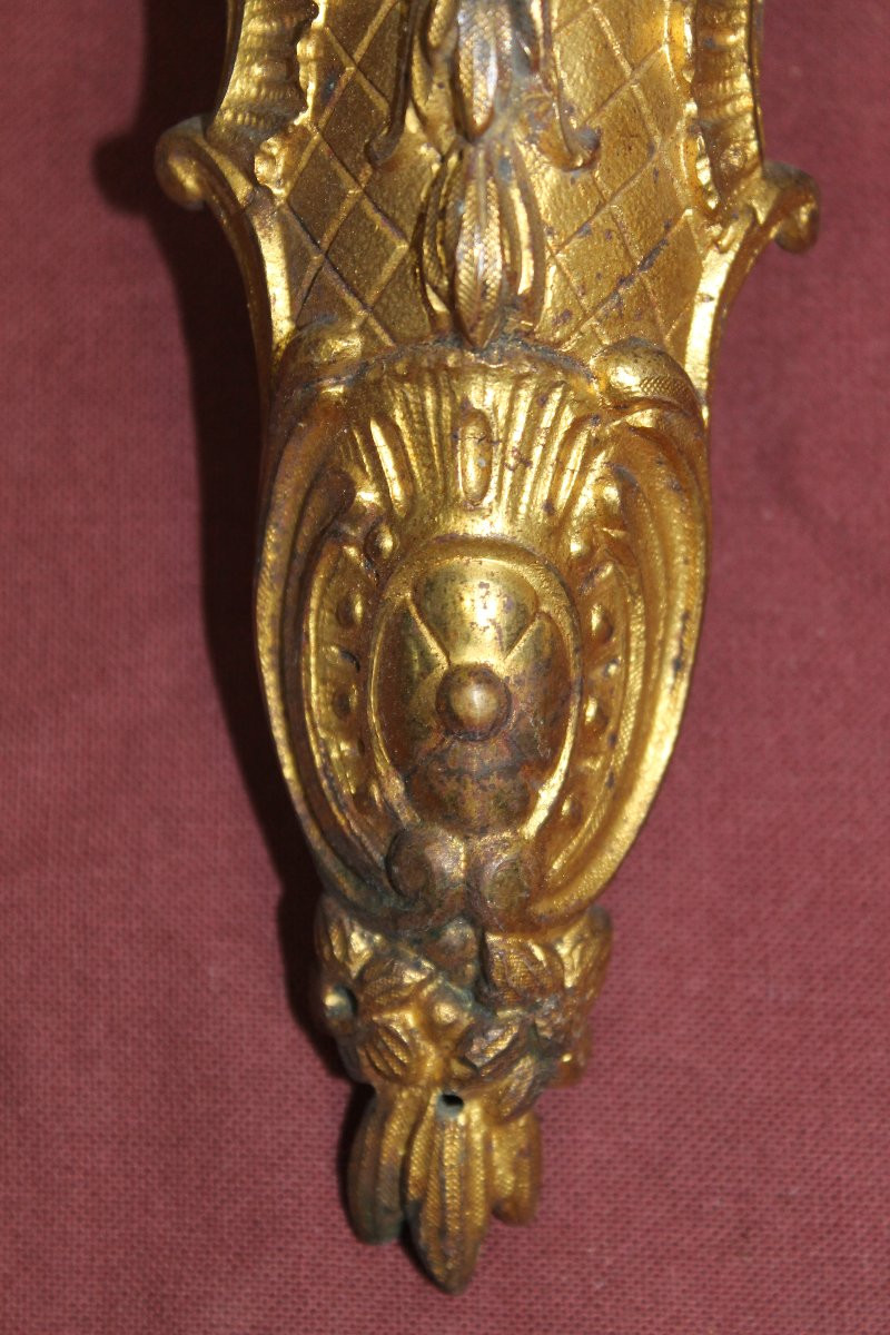 Suite de 4 bronzes décoratifs en chute pour ameublement décoration intérieure à motif féminin-photo-3