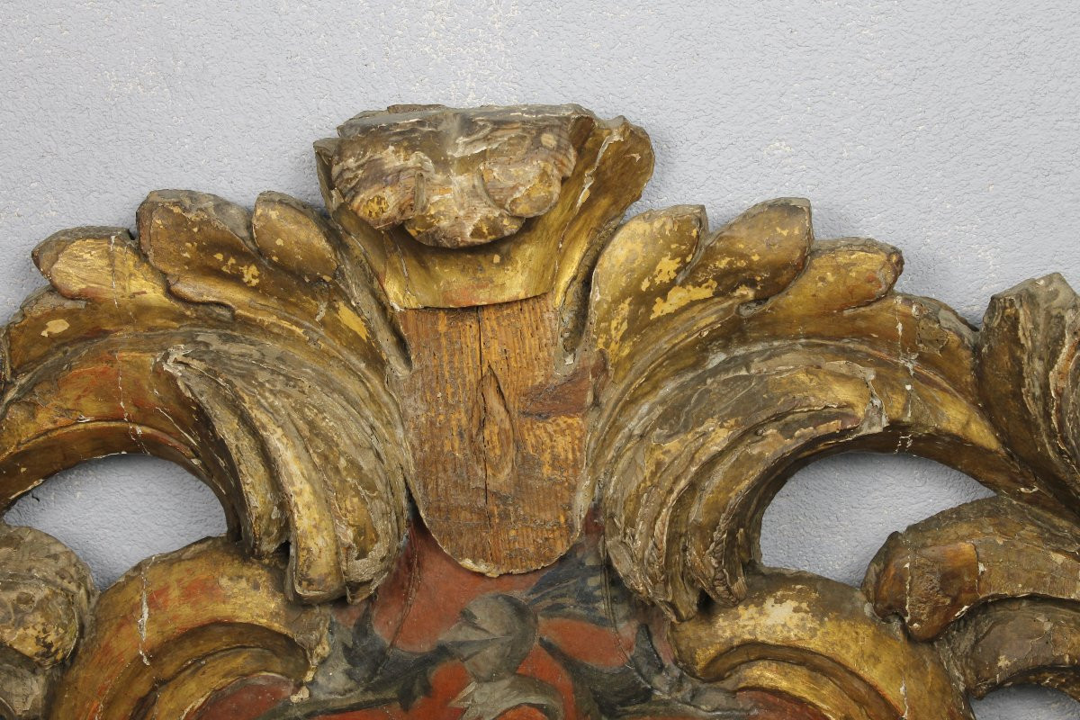 Boiserie en bois doré sculpté armoiries - blason polychrome époque Louis XIV - 17ème -photo-3