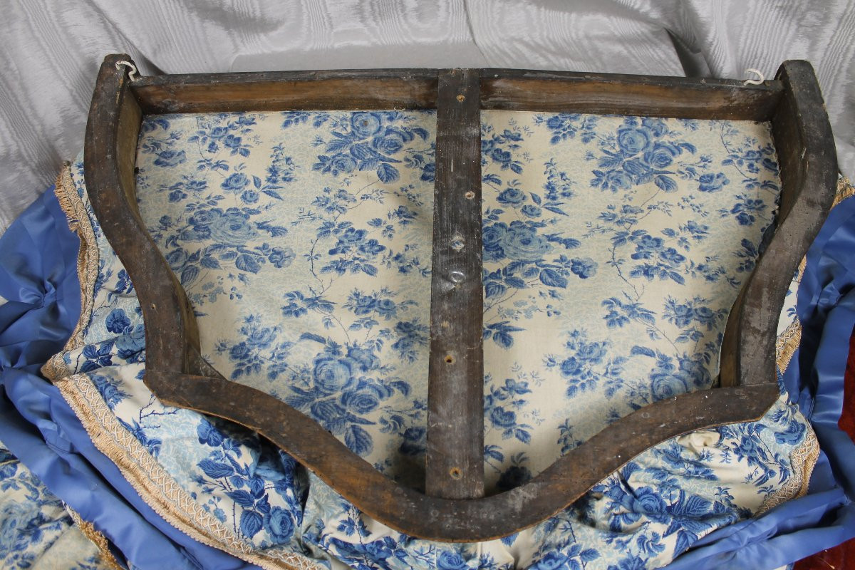 Canopied Canopy In Curved Wood Covered With Blue Chintz And Decorated With 19th Century Floral Motifs.-photo-3