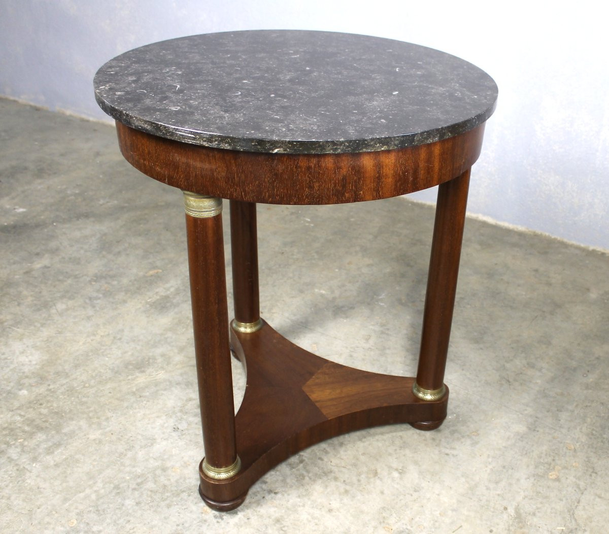 Guéridon de style Empire en acajou et bronze avec dessus marbre noir époque 19ème-photo-4