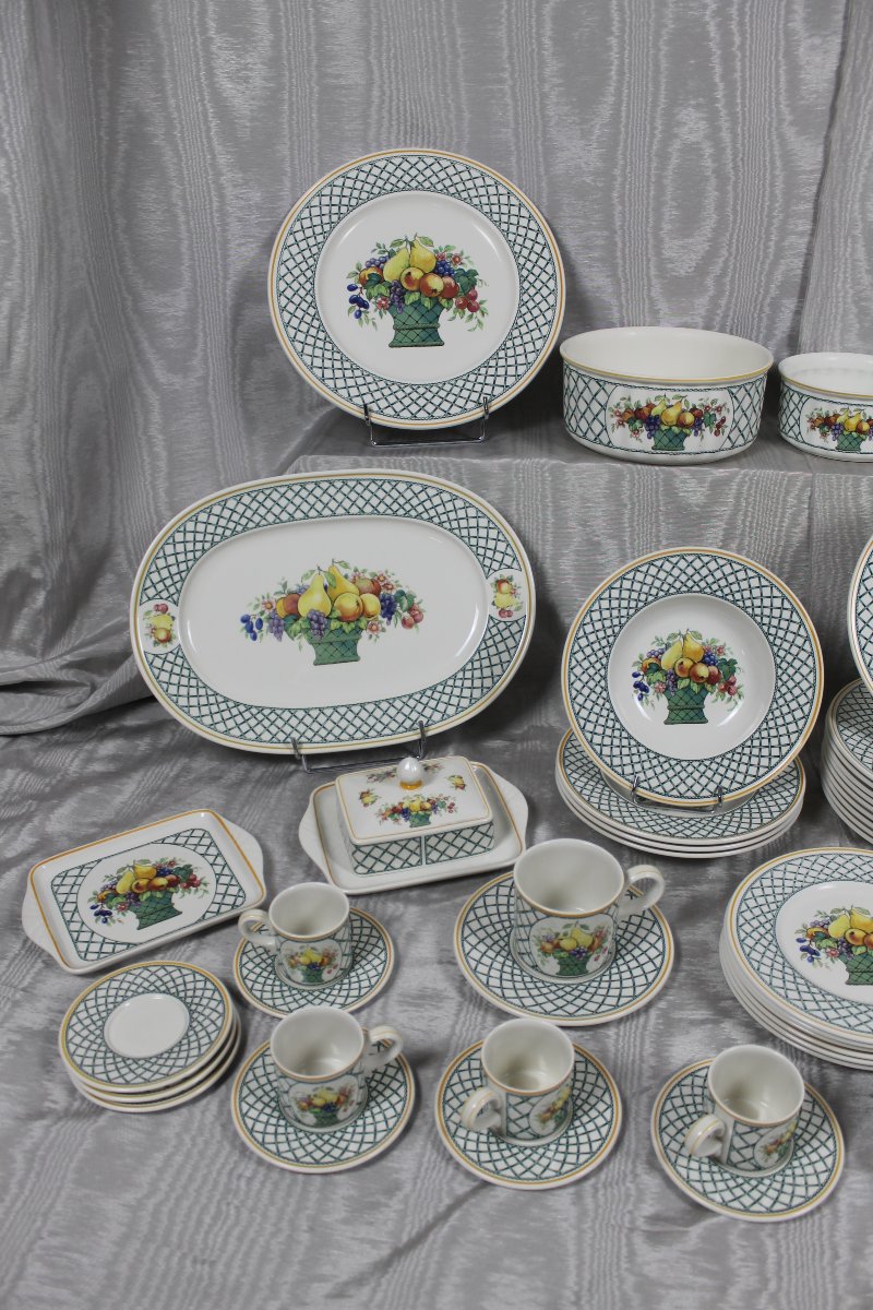 Villeroy Et Boch Earthenware Dinner Service With Basket Décor And Fruit From The 20th Century-photo-2