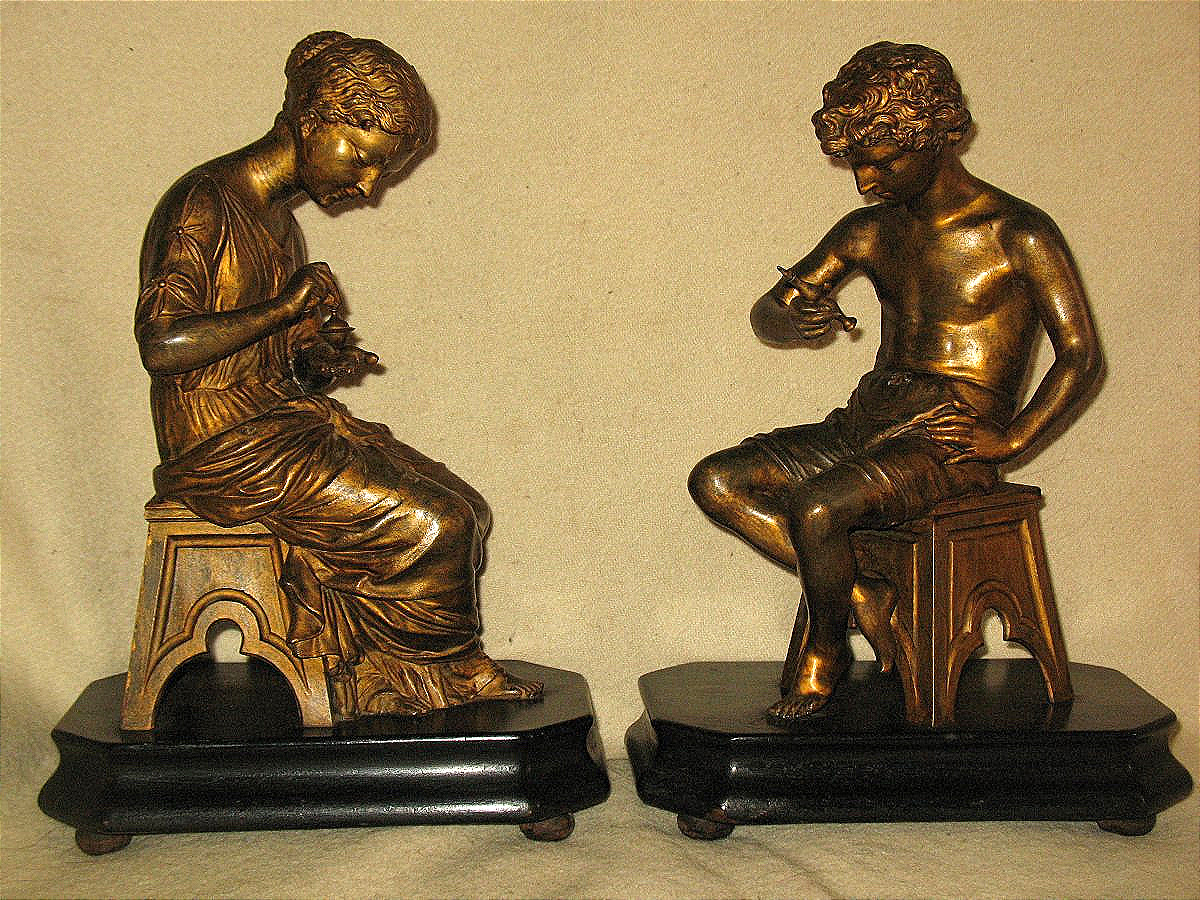 Couple à l'antique sculptures sur socle en poirier noirçi époque Napoléon III 19ème