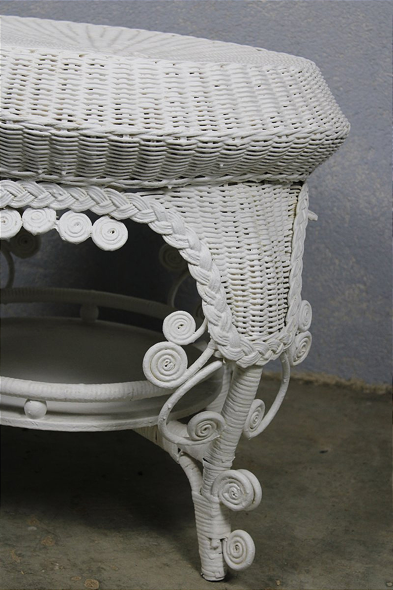 White-lacquered Rattan Side Table From The 1900s For An Art Nouveau-style Winter Garden-photo-4
