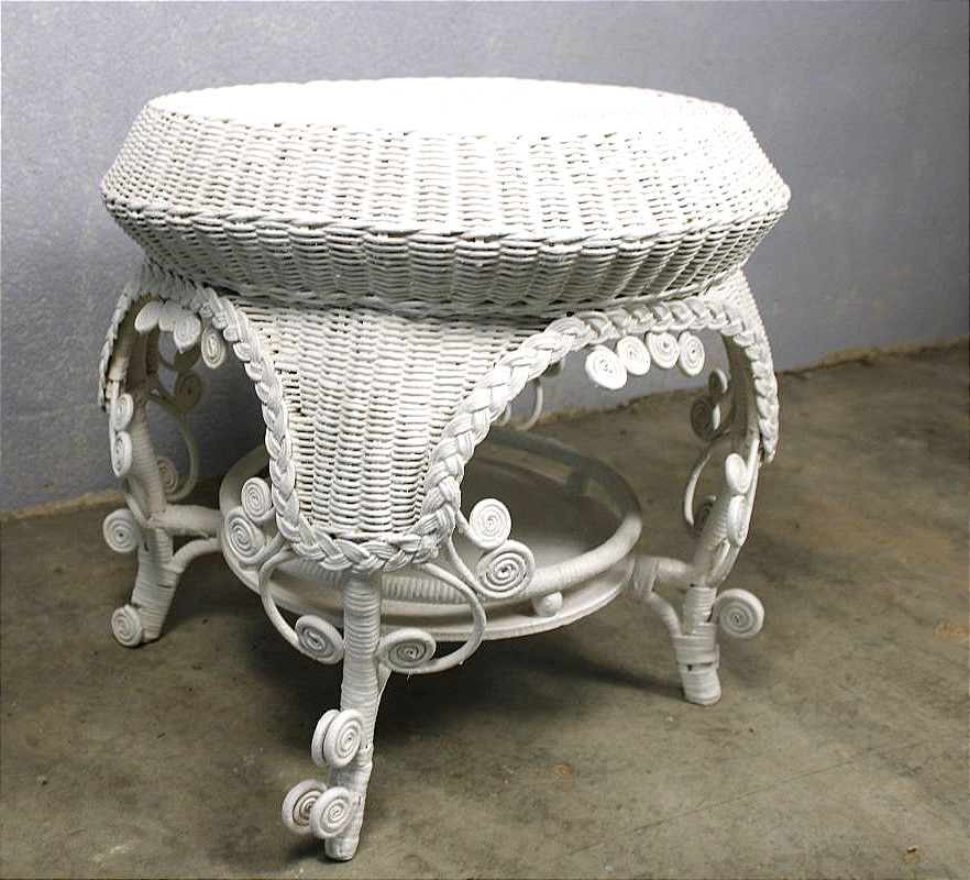 White-lacquered Rattan Side Table From The 1900s For An Art Nouveau-style Winter Garden-photo-6