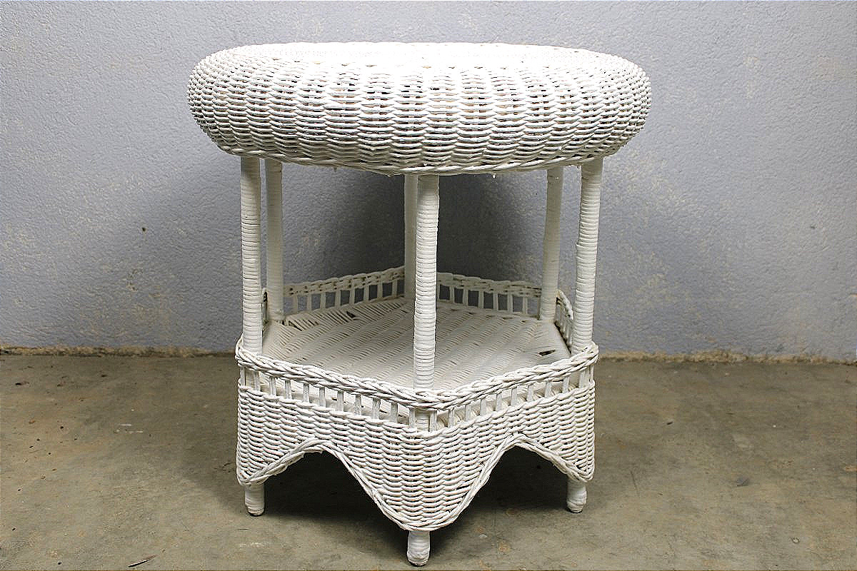 Table guéridon en rotin laqué blanc pour jardin d'hiver style Art Nouveau-photo-2