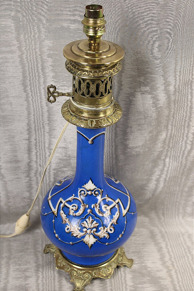 Parisian Porcelain Lamp With Lambrequin Decoration On A Royal Blue Background  Art Nouveau-photo-2