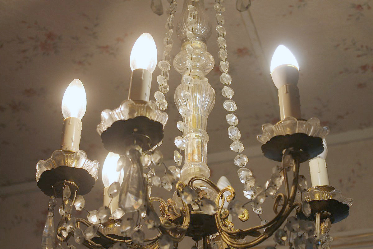 6-light Bronze Chandelier With Pendants -photo-4