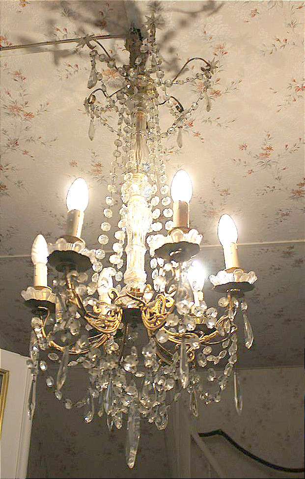 6-light Bronze Chandelier With Pendants 