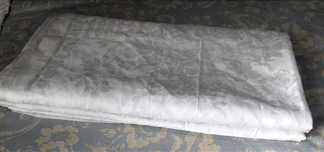 Nappe en damassée de lin à décor mythologique Mars sur son char style Louis XIV long : 5 mètres-photo-2