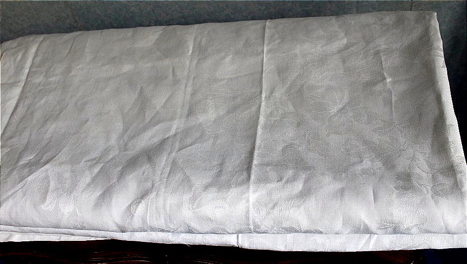 Nappe en damassée de lin à décor mythologique Mars sur son char style Louis XIV long : 5 mètres-photo-1