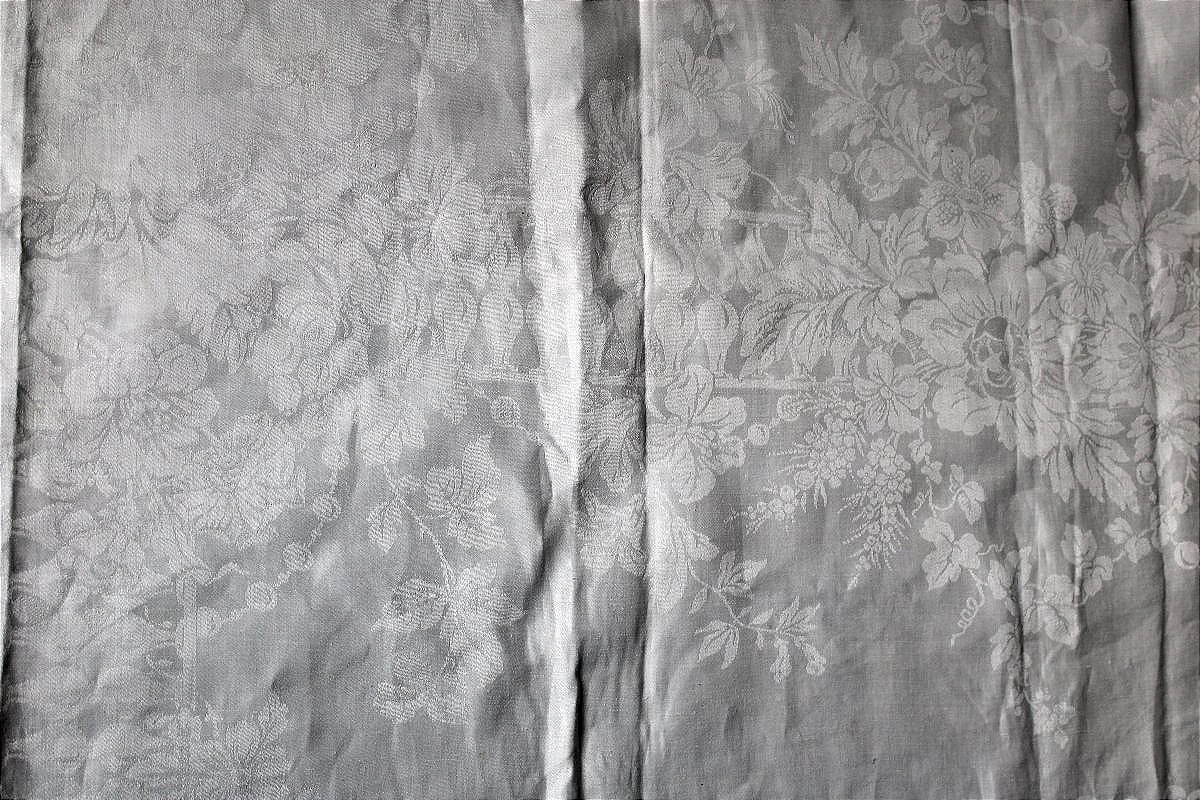 Nappe en damassée de lin à décor mythologique Mars sur son char style Louis XIV long : 5 mètres-photo-3