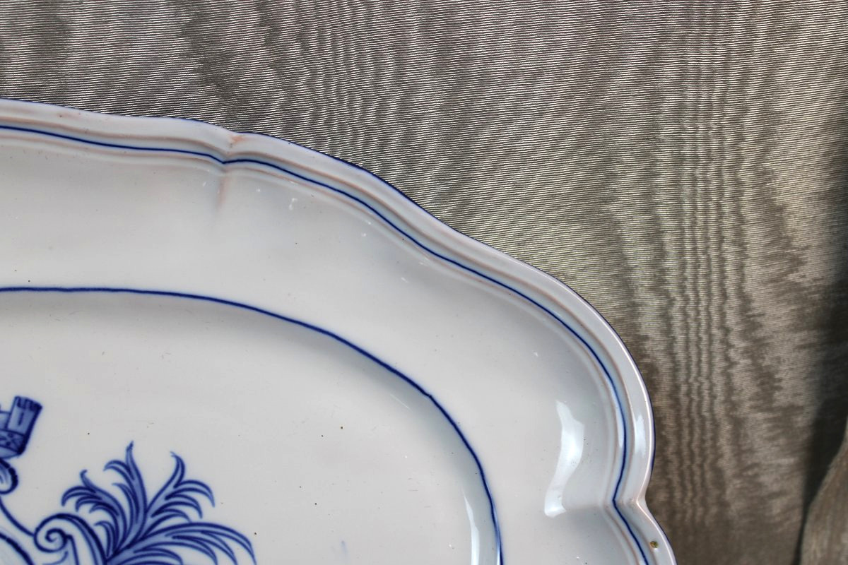 Saint Clément Earthenware Dish, Signed By Gallé, Decorated With The Coat Of Arms Of The City Of Nancy; 19th Century -photo-3