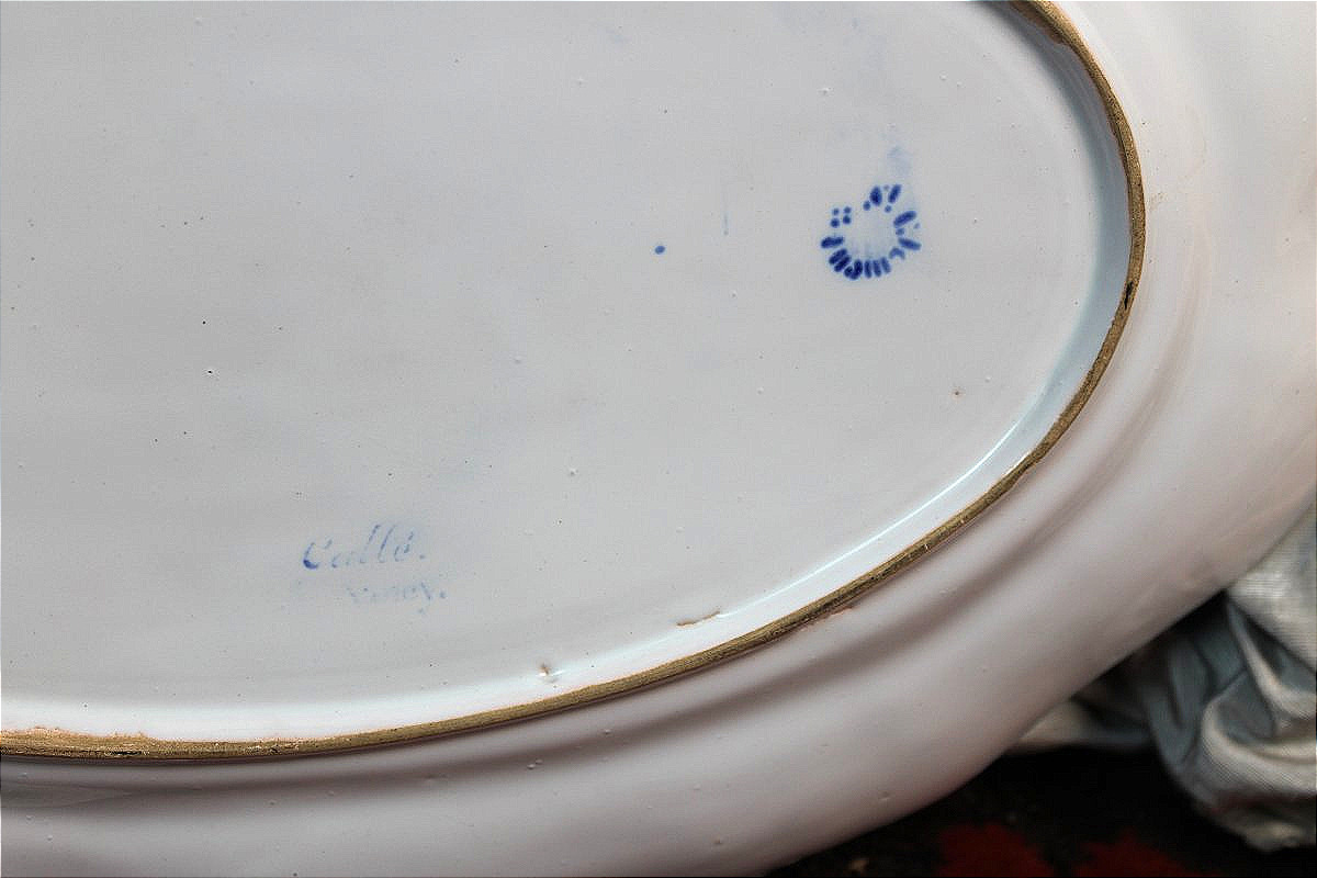 Saint Clément Earthenware Dish, Signed By Gallé, Decorated With The Coat Of Arms Of The City Of Nancy; 19th Century -photo-3