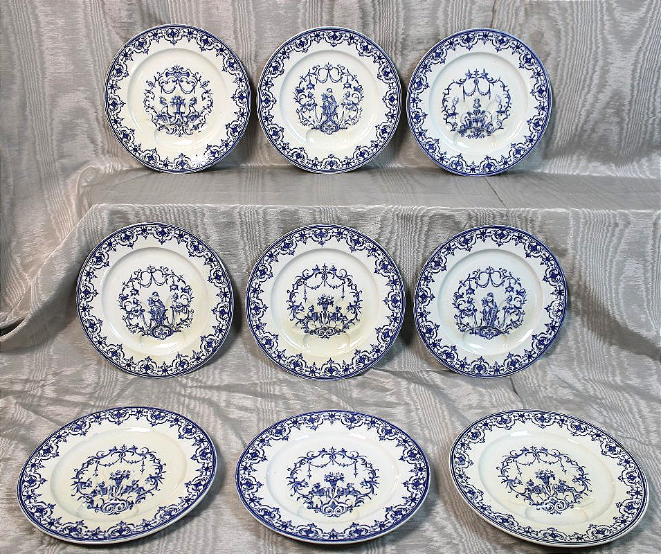 9 assiettes à jus en faïence de Bordeaux décor Moustiers époque Jules Vieillard 19ème