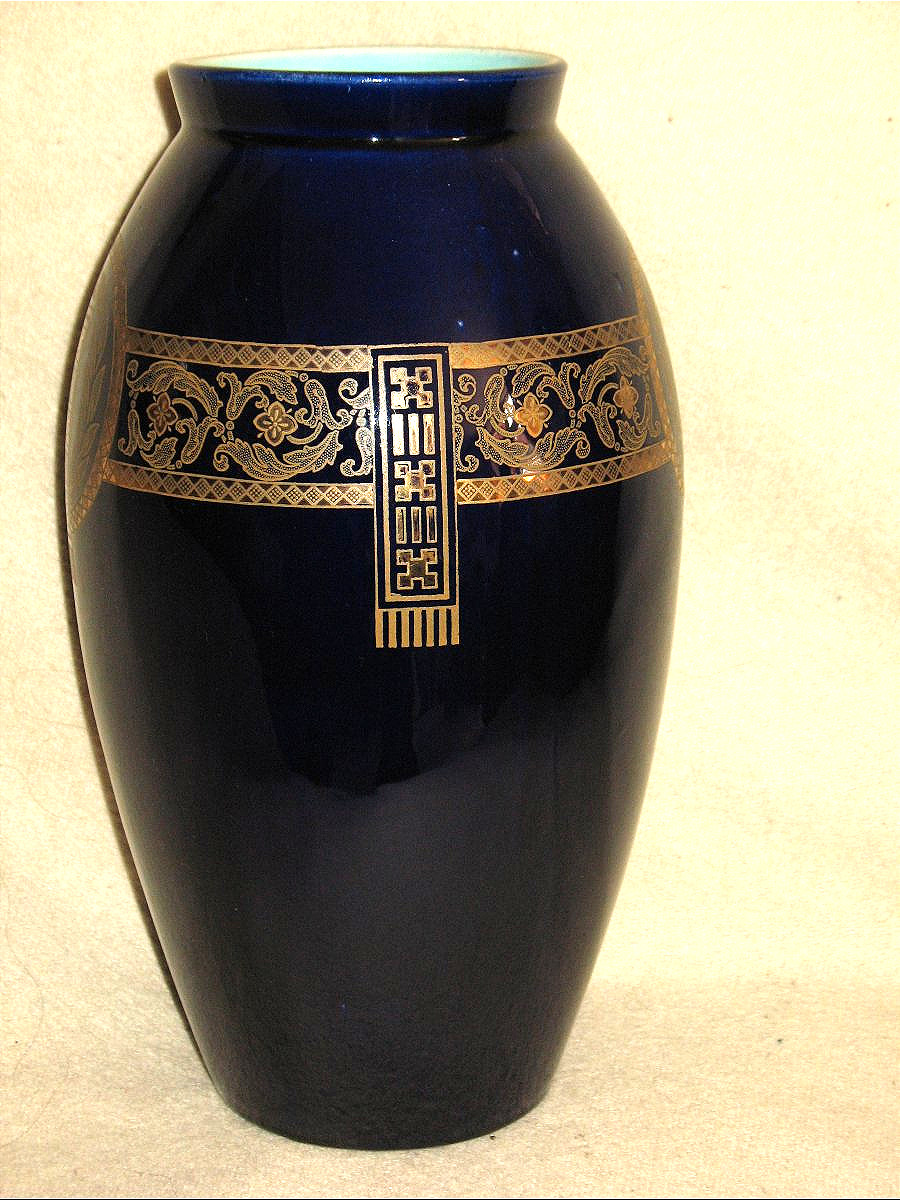 Sarreguemines Earthenware Vase With An Art Deco Geometric Design On A Royal Blue Background, Early 20th Century-photo-2