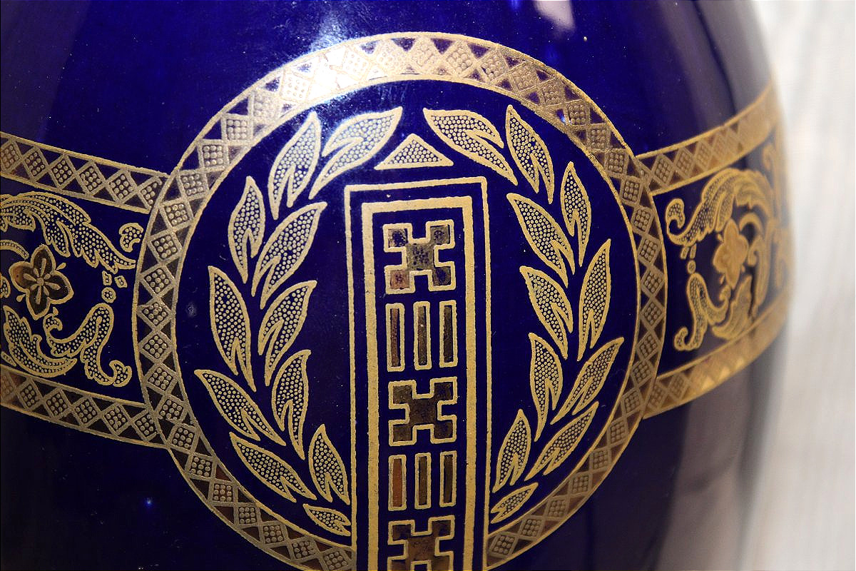 Sarreguemines Earthenware Vase With An Art Deco Geometric Design On A Royal Blue Background, Early 20th Century-photo-4