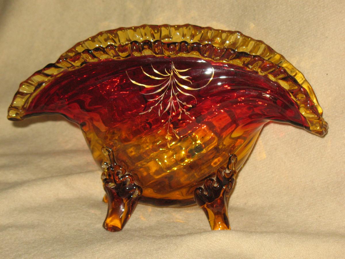 Coupe en forme d'éventail en verre émaillé époque 19ème-photo-2