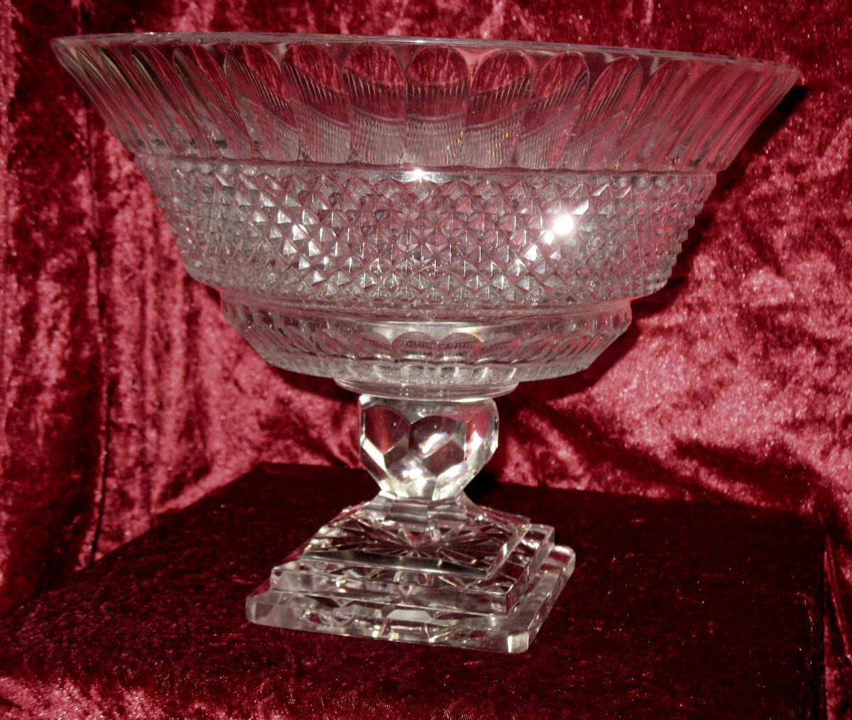 Large Cup On Foot Center Table Crystal Baccarat