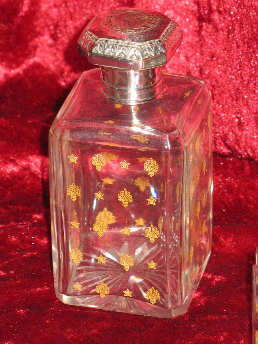 Nécessaire de toilette en cristal et métal argenté de chez Christofle époque 19ème 8 pièces-photo-3