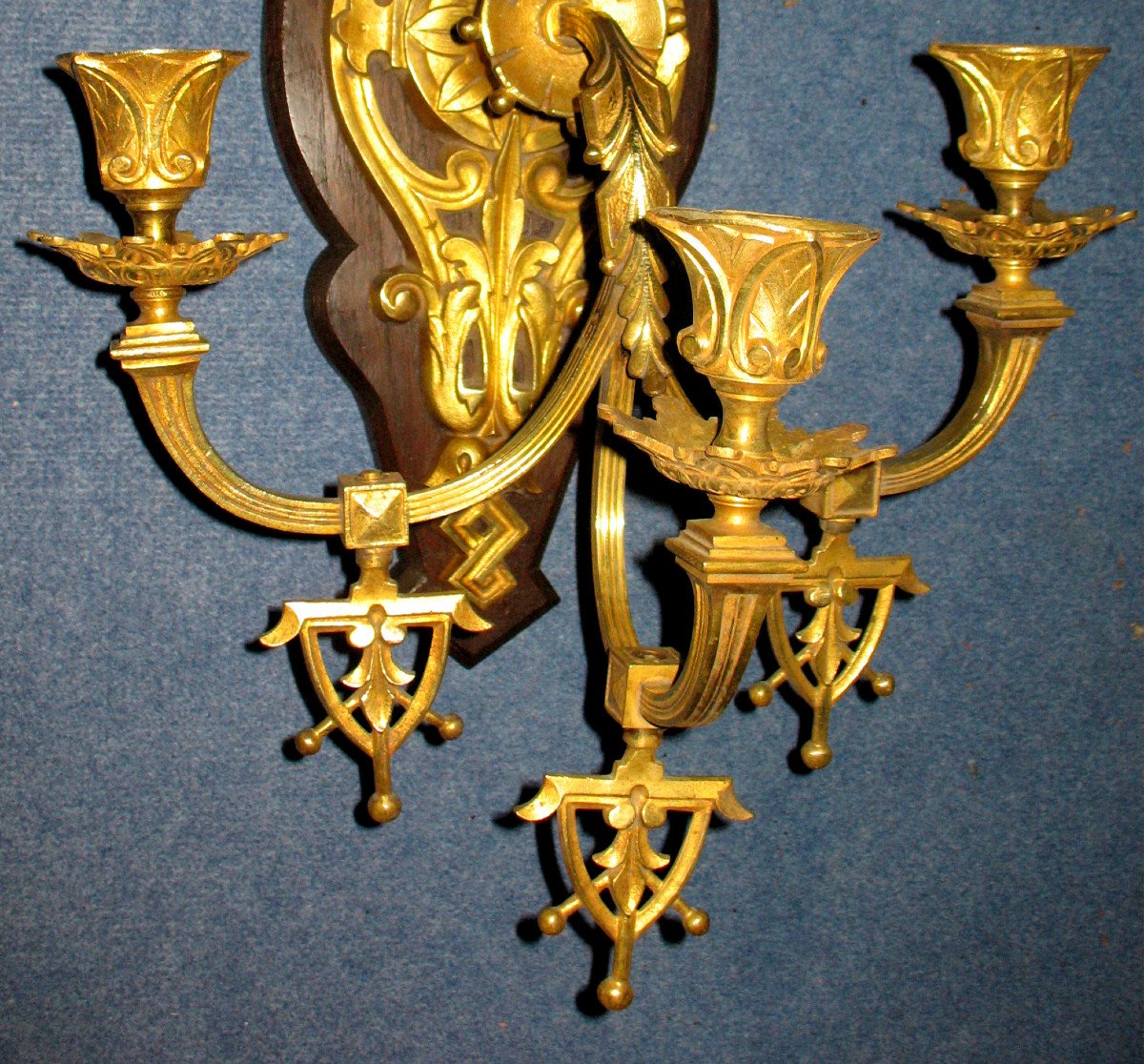 Grande applique en bronze de style gothique époque 19ème à 3 bras de lumière-photo-8