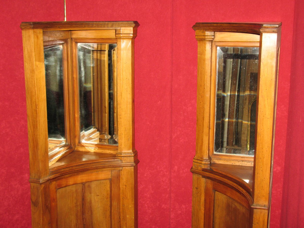 Pair Of Art Nouveau Corner Units -photo-2