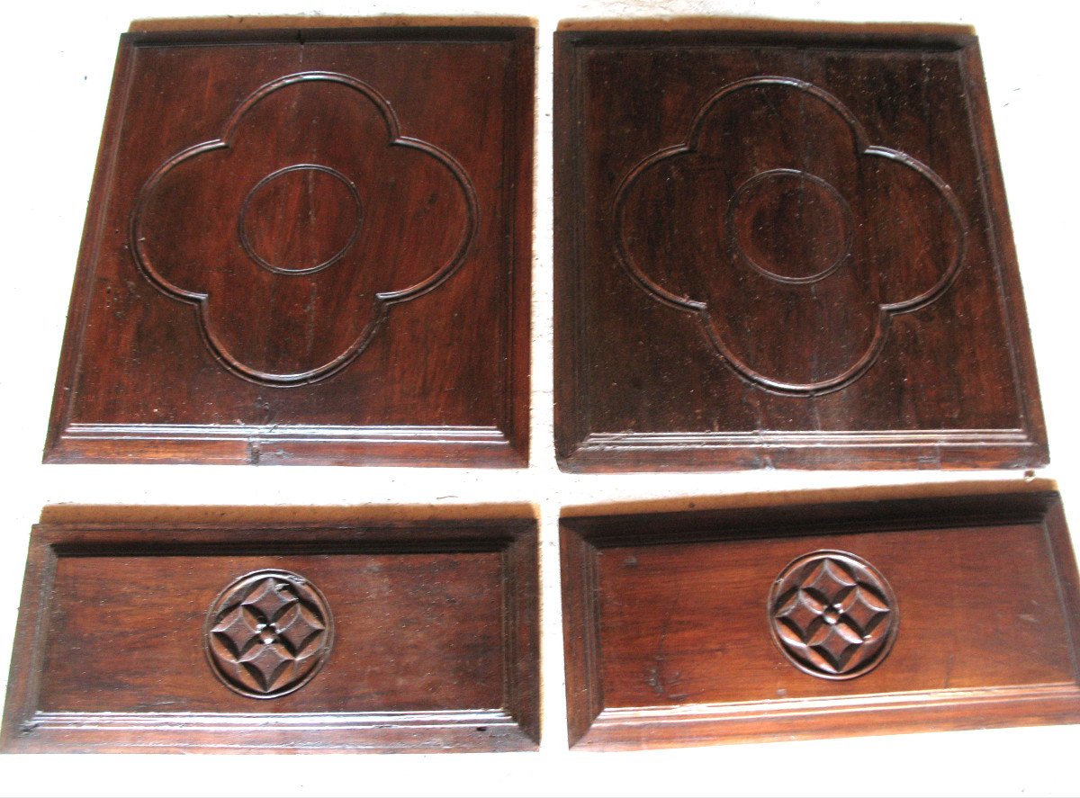 4 Panels Carved In Walnut, 17th Century, Southwest Origin