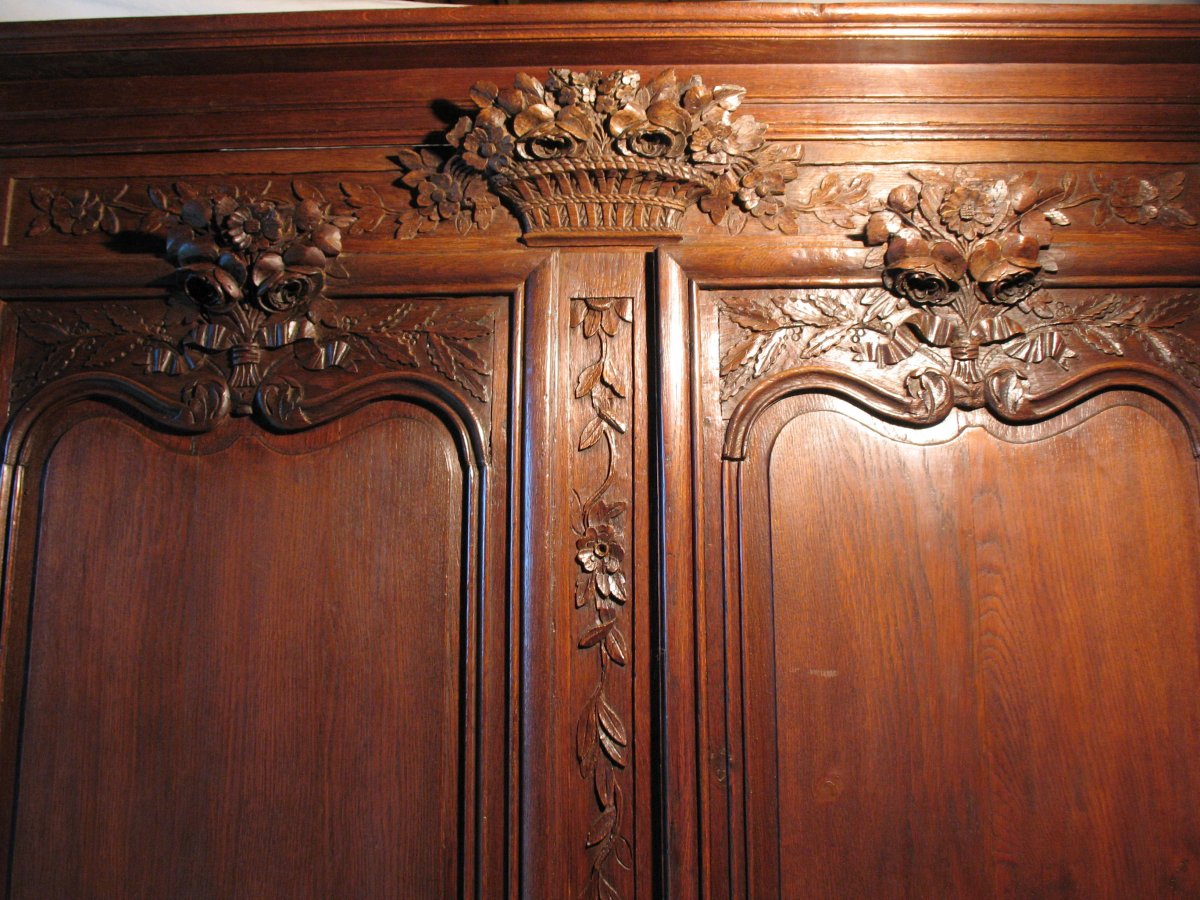 Armoire de mariage  sculptée en chêne époque 19ème Origine Normandie-photo-4