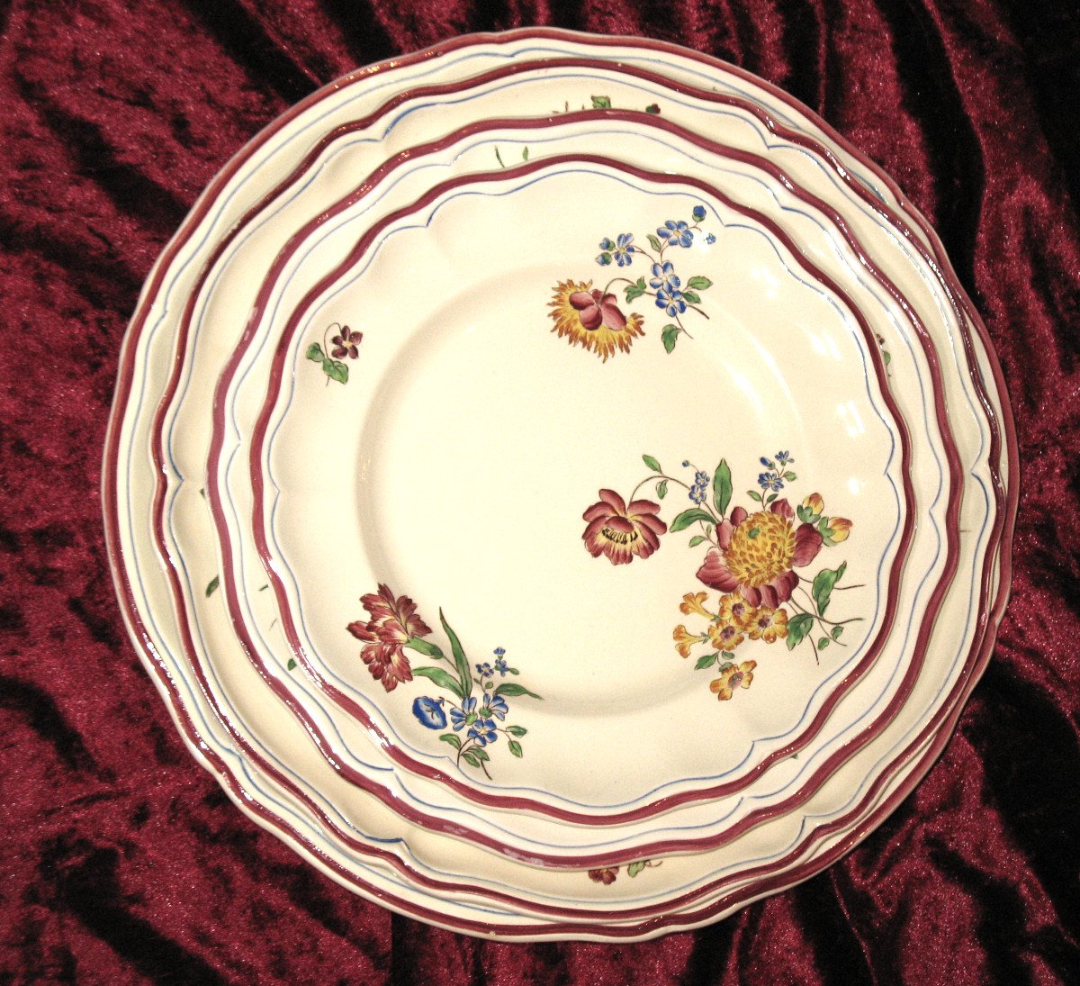 Service de table en faïence de Longchamp décor floral de style Louis XV époque 20ème-photo-4