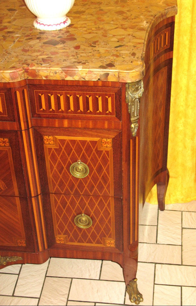 Commode With Projection And Curved Sides In Transition Style Marquetry Stamped Giblin-photo-4