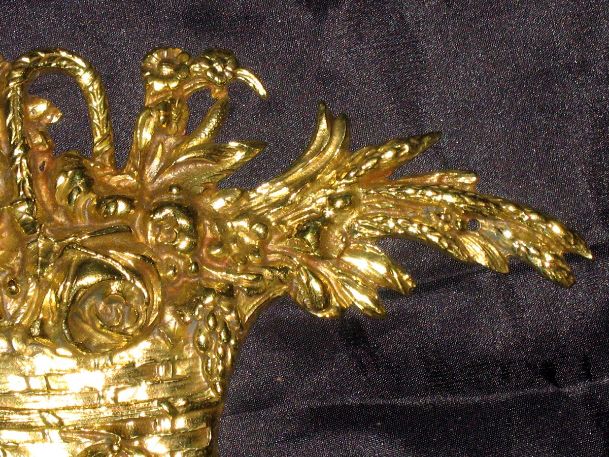 Bronze décoratif à décor de panier fleuri 19ème de style Louis XVI-photo-3