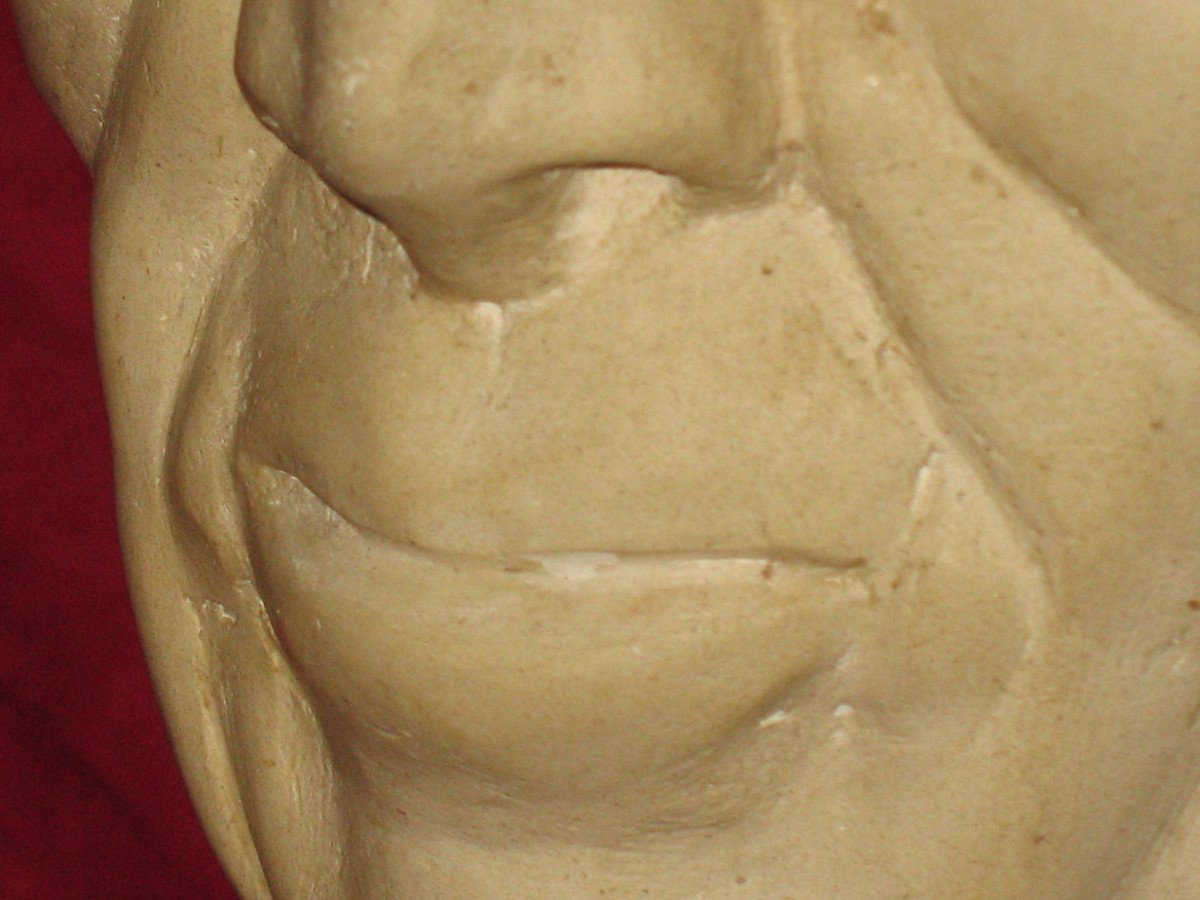 Male Bust In Burgundy Stone Signed Moudie-photo-5