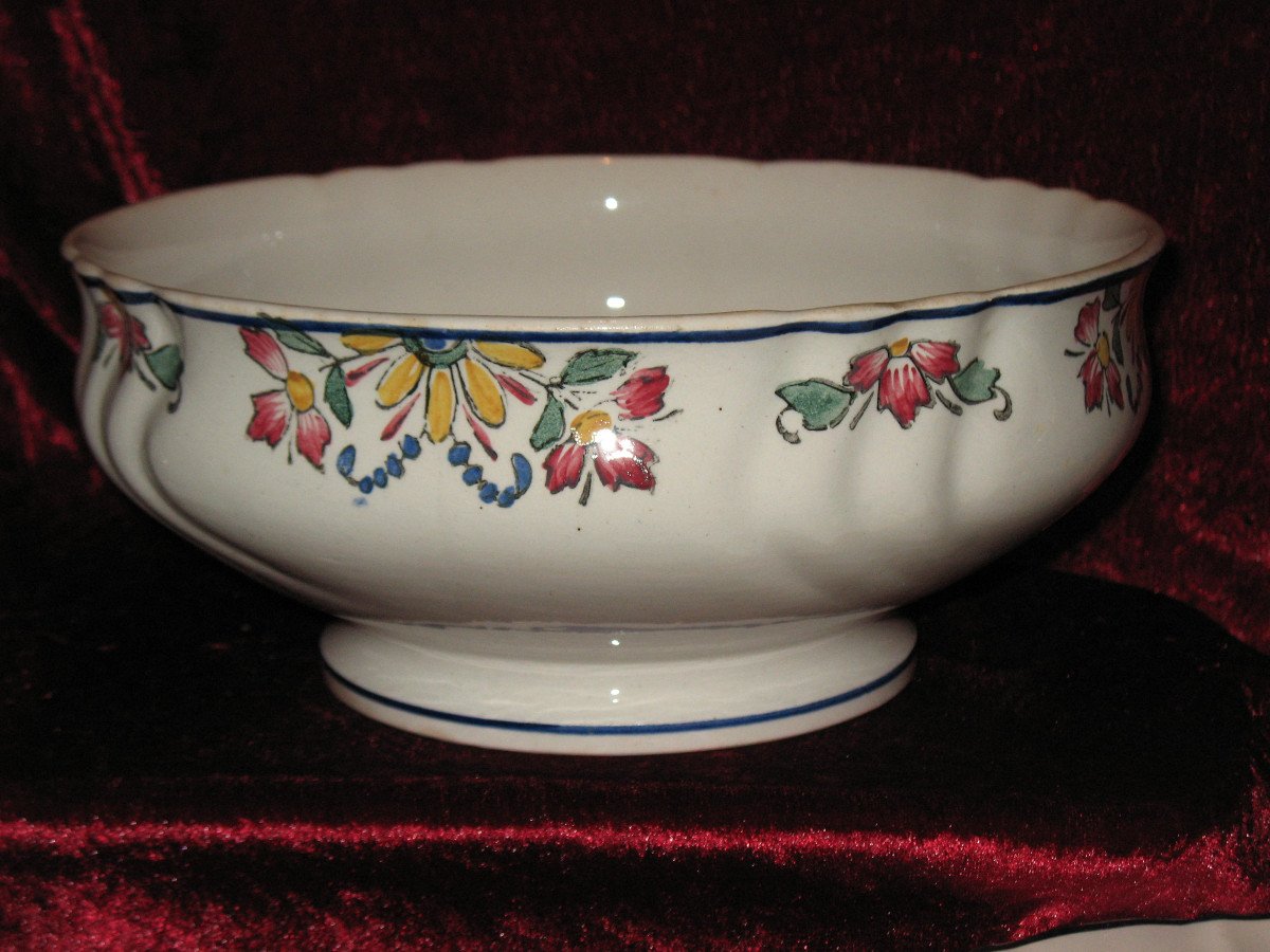 Longwy Earthenware Table Service Decorated With A Flower Basket Of 101 Pieces-photo-4