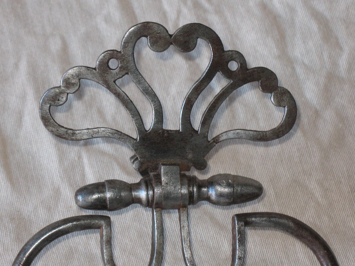 Paire de marteaux de porte heurtoirs en fer forgé époque 18ème-photo-4