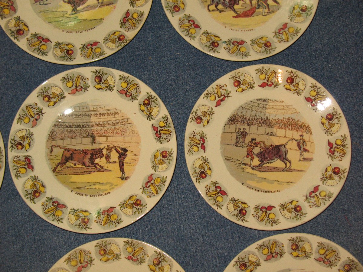 Suite Of 12 Earthenware Plates From Sarreguemines On Bullfighting, 19th Century-photo-1