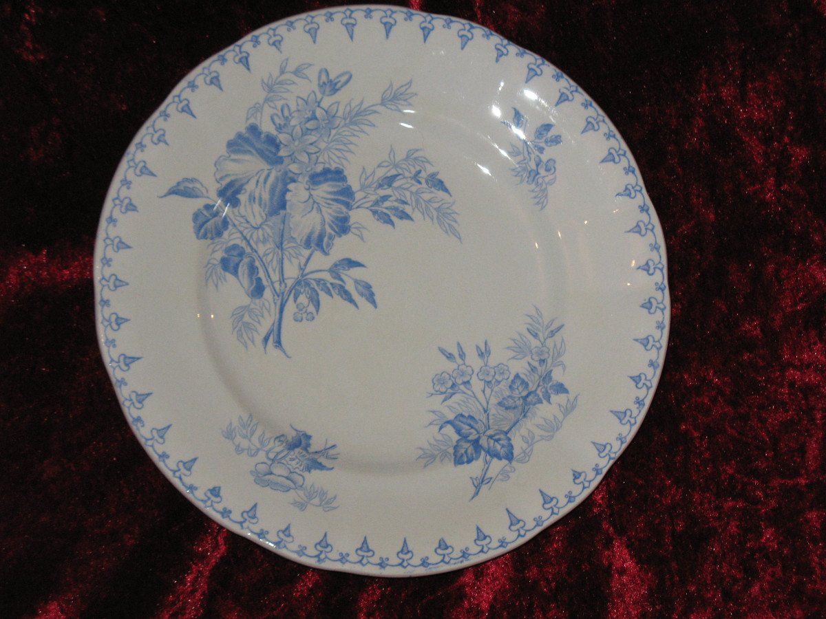 Sarreguemines Earthenware Table Service, 19th Century, "flora" Decor In Sky Blue, 106 Pieces-photo-5