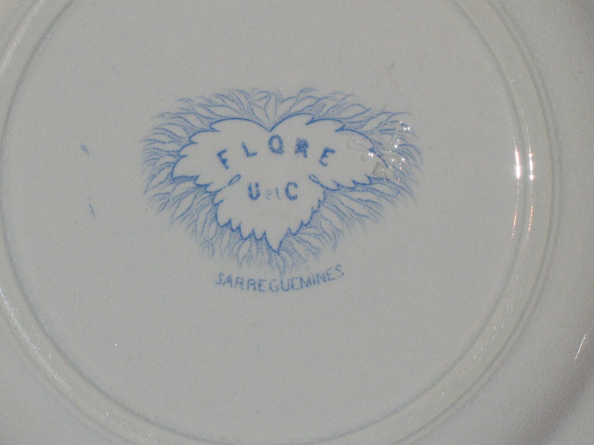 Sarreguemines Earthenware Table Service, 19th Century, "flora" Decor In Sky Blue, 106 Pieces-photo-8