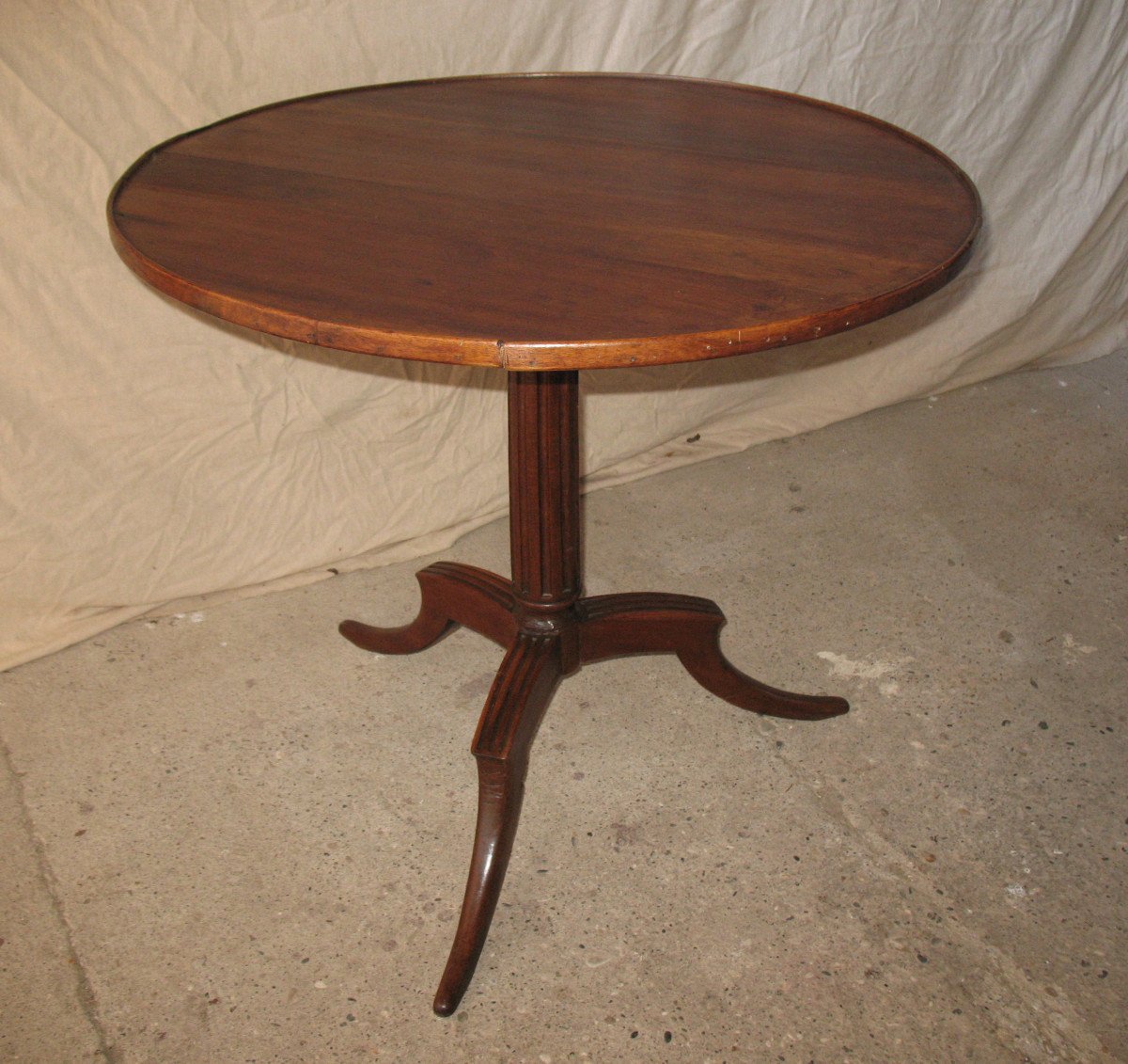 Tilting Tripod Pedestal In Walnut, Louis XVI Style, Early 19th Century