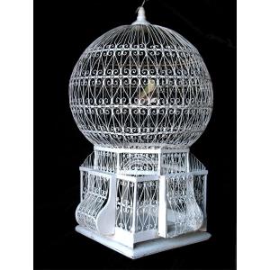 Cage à oiseaux de forme mongolfière en fer travaillé de style romantique époque  vers 1900