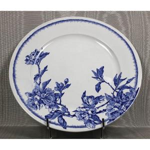 Plat en faïence fine de Bordeaux Jules Vieillard décor Chevreuse époque 19ème