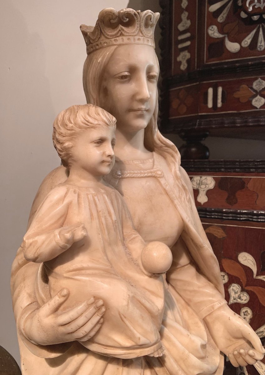 Large Virgin In Alabaster -photo-1