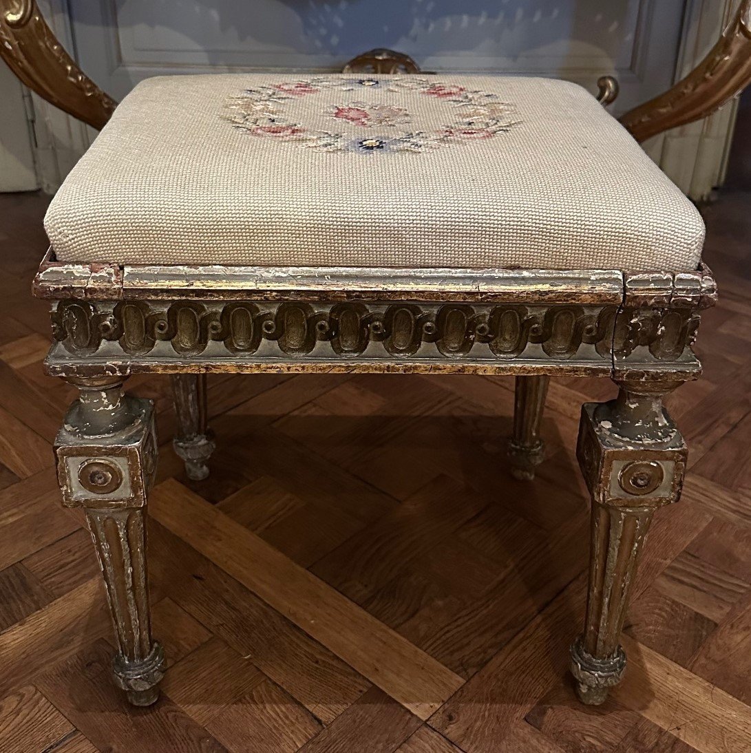18th Century Italian Stool-photo-2