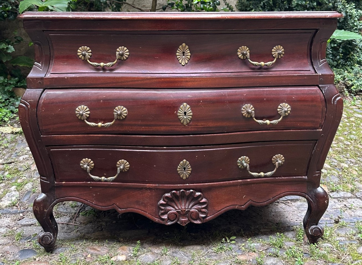 Mahogany Chest Of Drawers-photo-2