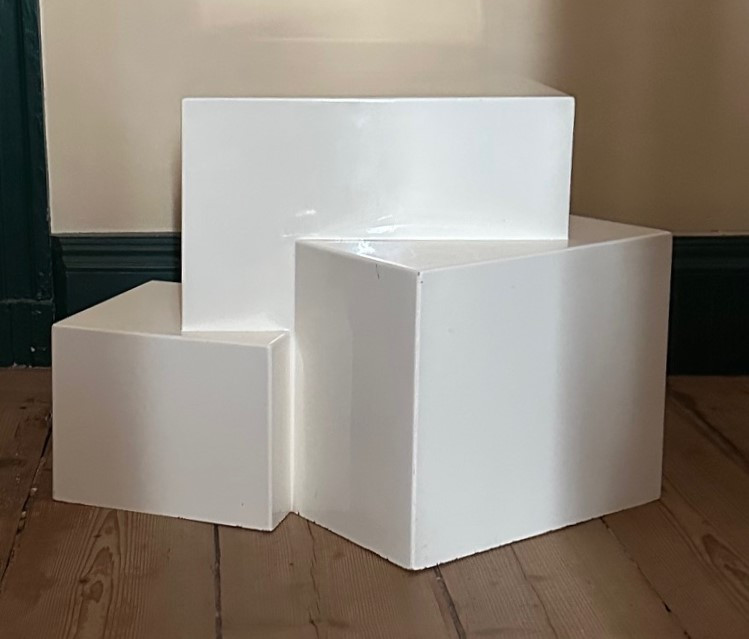 Philippe De Cheverny Side Table-photo-1