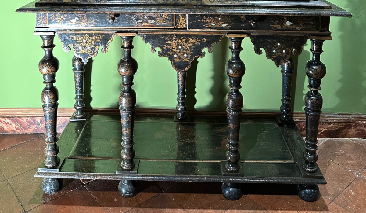 Louis XIV Lacquer Cabinet-photo-5