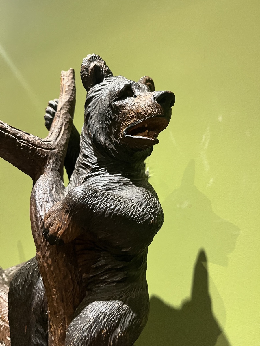 Black Forest Bear Umbrella And Coat Stand-photo-3